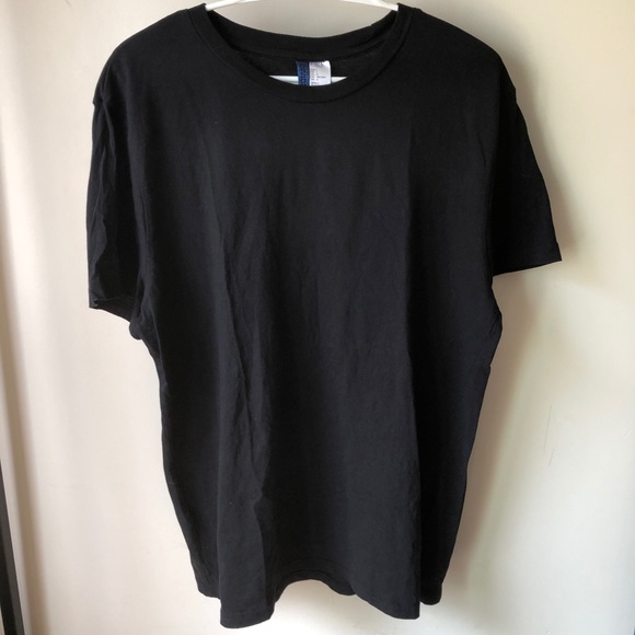 2 H&M Black tees - Picture 1 of 4